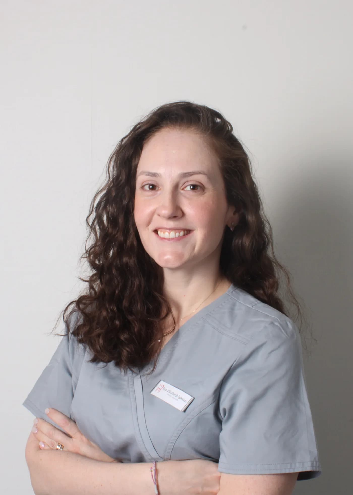 Dra. Elizabeth Iglesias, Cirugía bucal e implantología en Mesena Dental