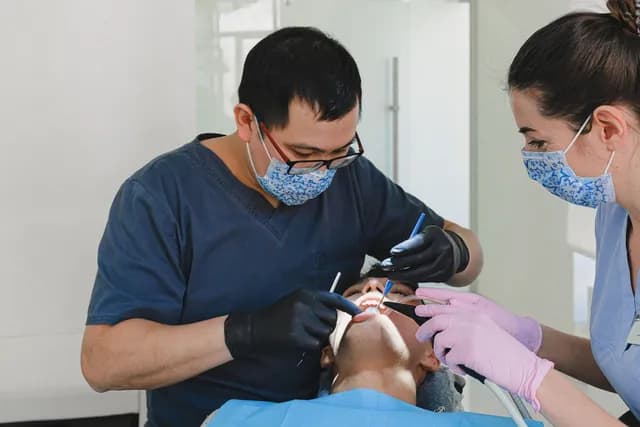 Cómo saber si necesito una limpieza dental