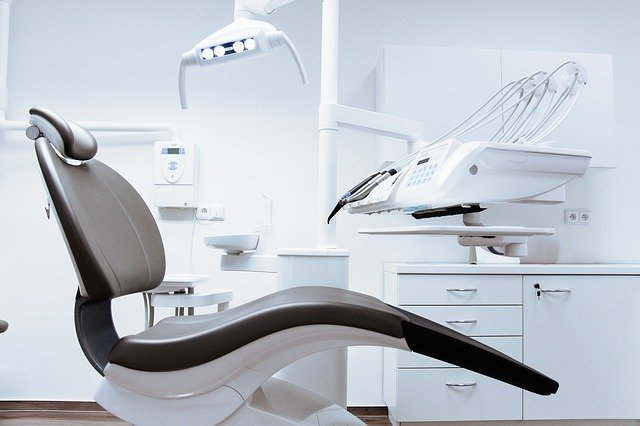 Dentista Apostol Santiago